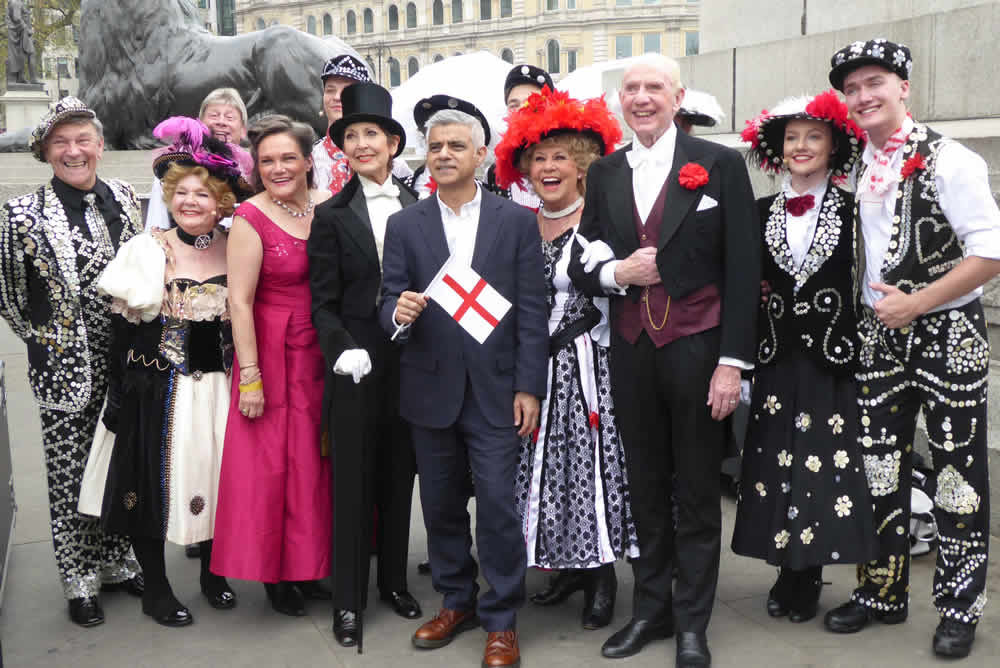 Mayor of London with Anita Harris and the Company